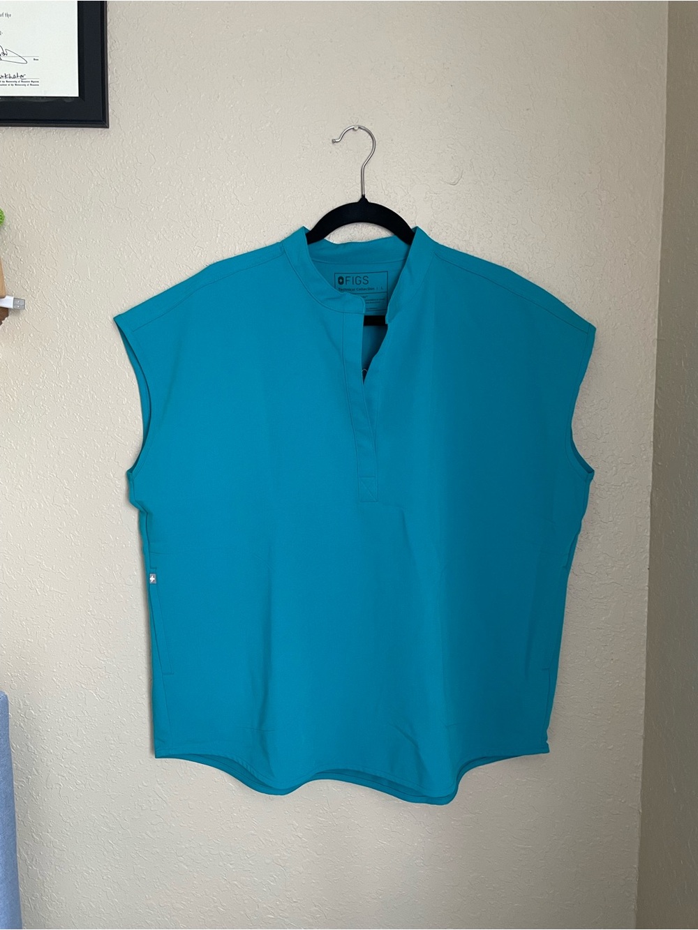 New FIGS Rafaela Oversized Scrub Top Size Large Teal